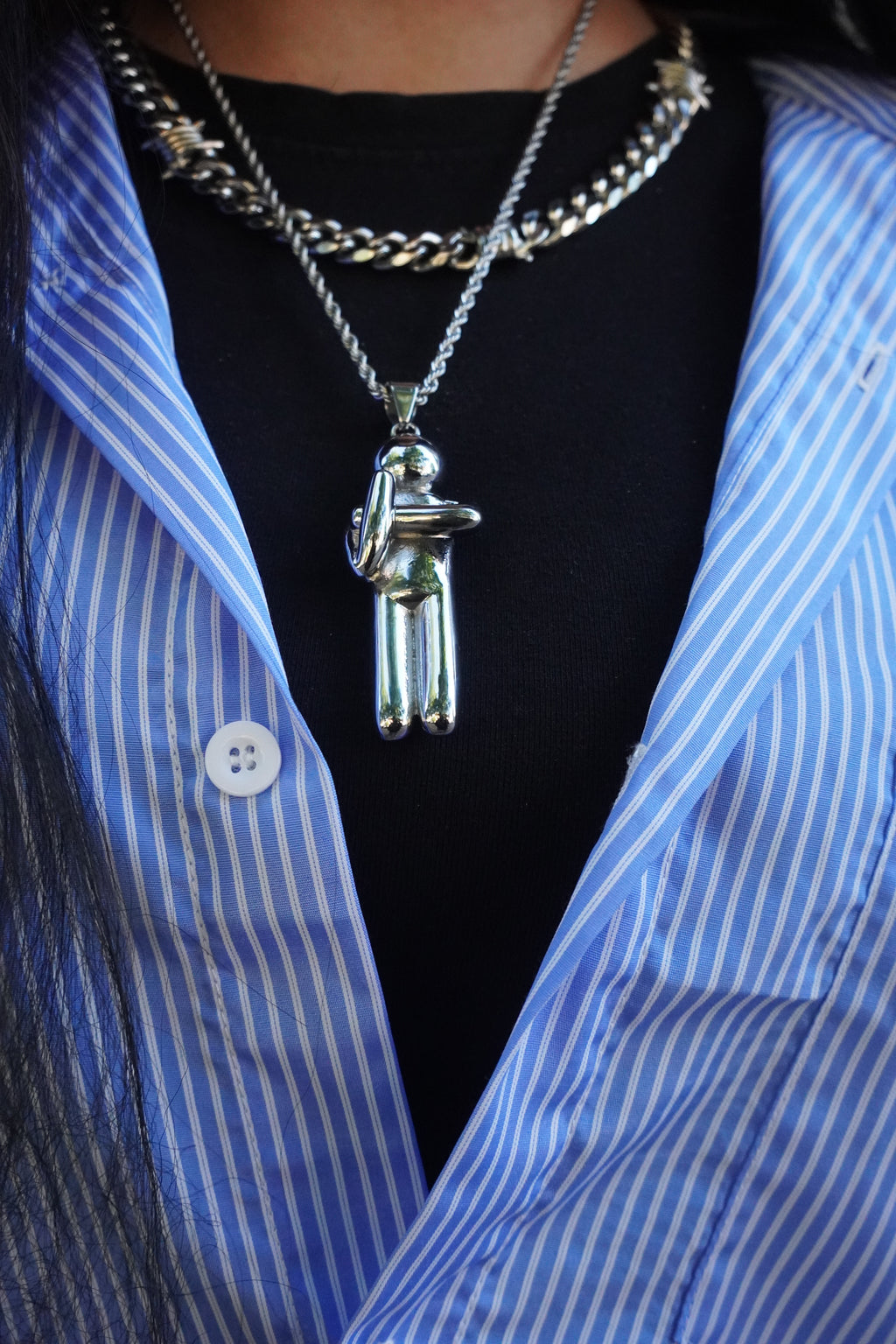"Crossed Arms" Chain